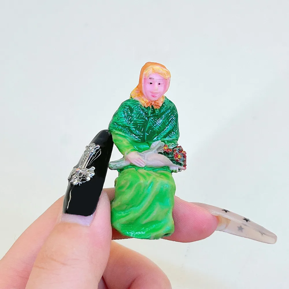 Hand Painted Victorian Sitting Lady Resin Mini Figures for Christmas Village Train Layout Diorama Scene Decor