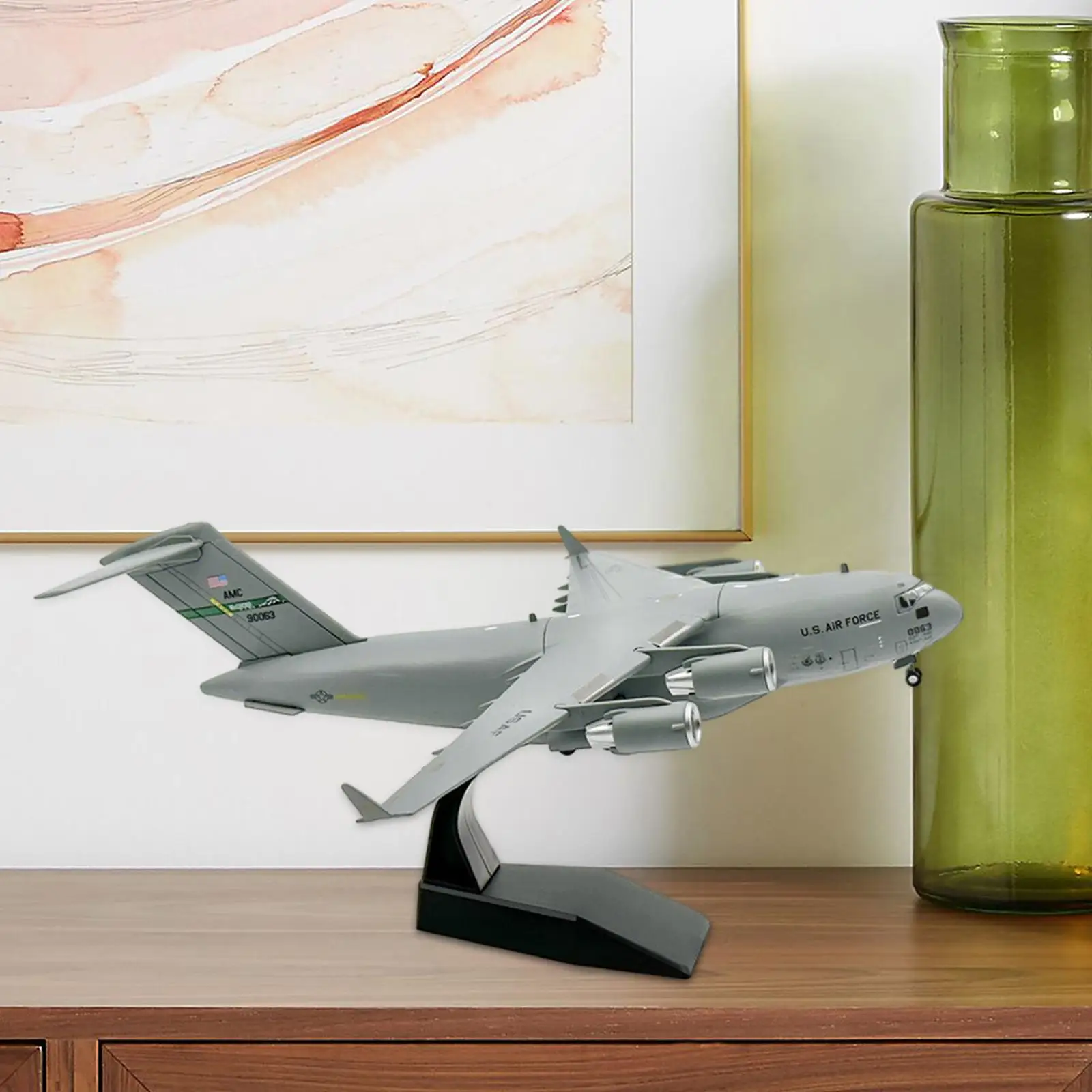 1:200 Transport Plane Model Miniature Toys Gift Ornament with Base Metal Aircraft Model for Home TV Cabinet Shelf