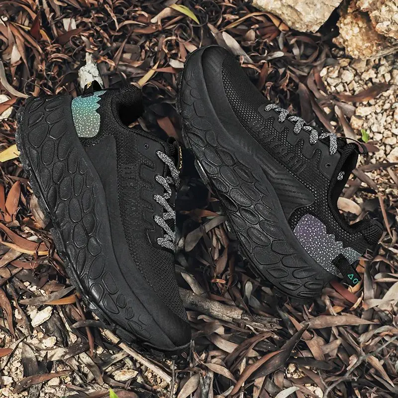 

2026 Best Selling Hiking Man Shoes Comfortable Mens Mountain Hiking Shoe Anti-Slip Sport Men Sneakers Professional Rock Climbing