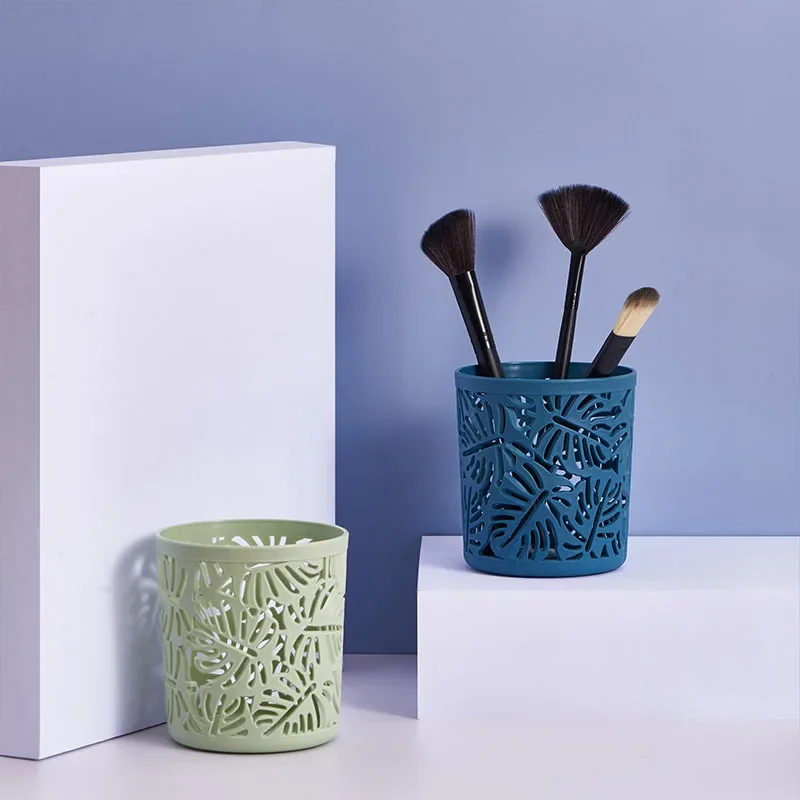 Creative Hollow Leaves Pencil Pot Holder Brush Storage Container Desk Organizer Plastic Stationery Pen Holder Office Supplies