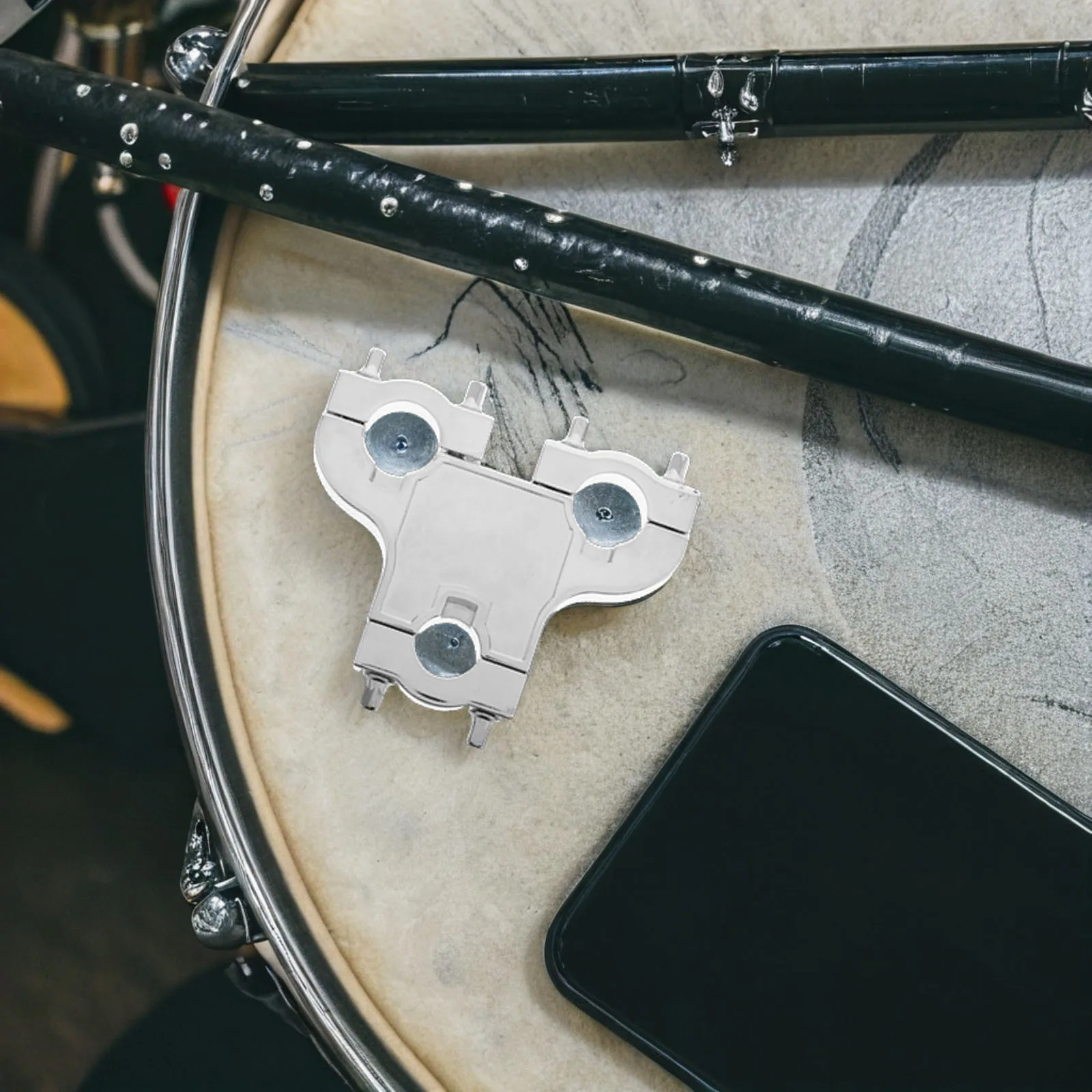 

Drum Set Accessories Expansion Clamp Metal Rim Mount For Bass Snare Electronic Drums Adjustable Hardware Drum Equipment