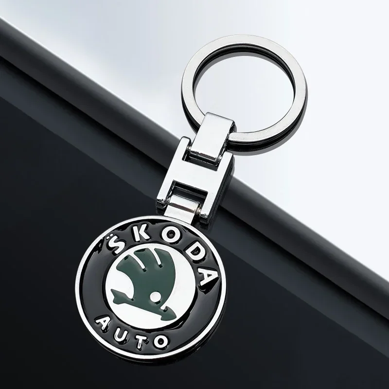 1Pcs Car Emblem Keychain Metal Key Ring Accessories For Skoda Octavia VRS Rapid Kodiaq Fabia Karoq Superb Scala Kamiq