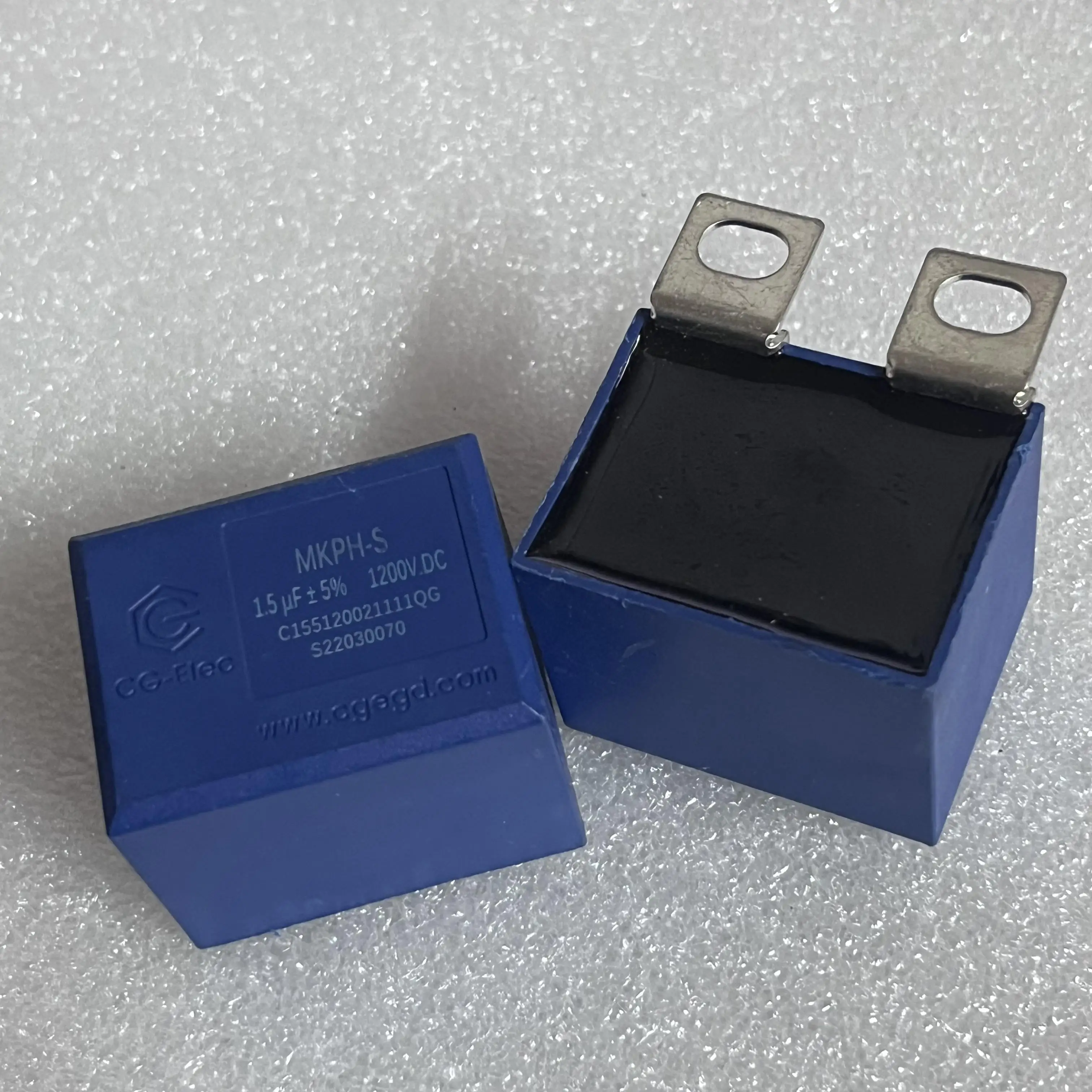 

5PCS/MKPH-S type 1.5UF 1200V DC non-inductive IGBT absorption protection film capacitor
