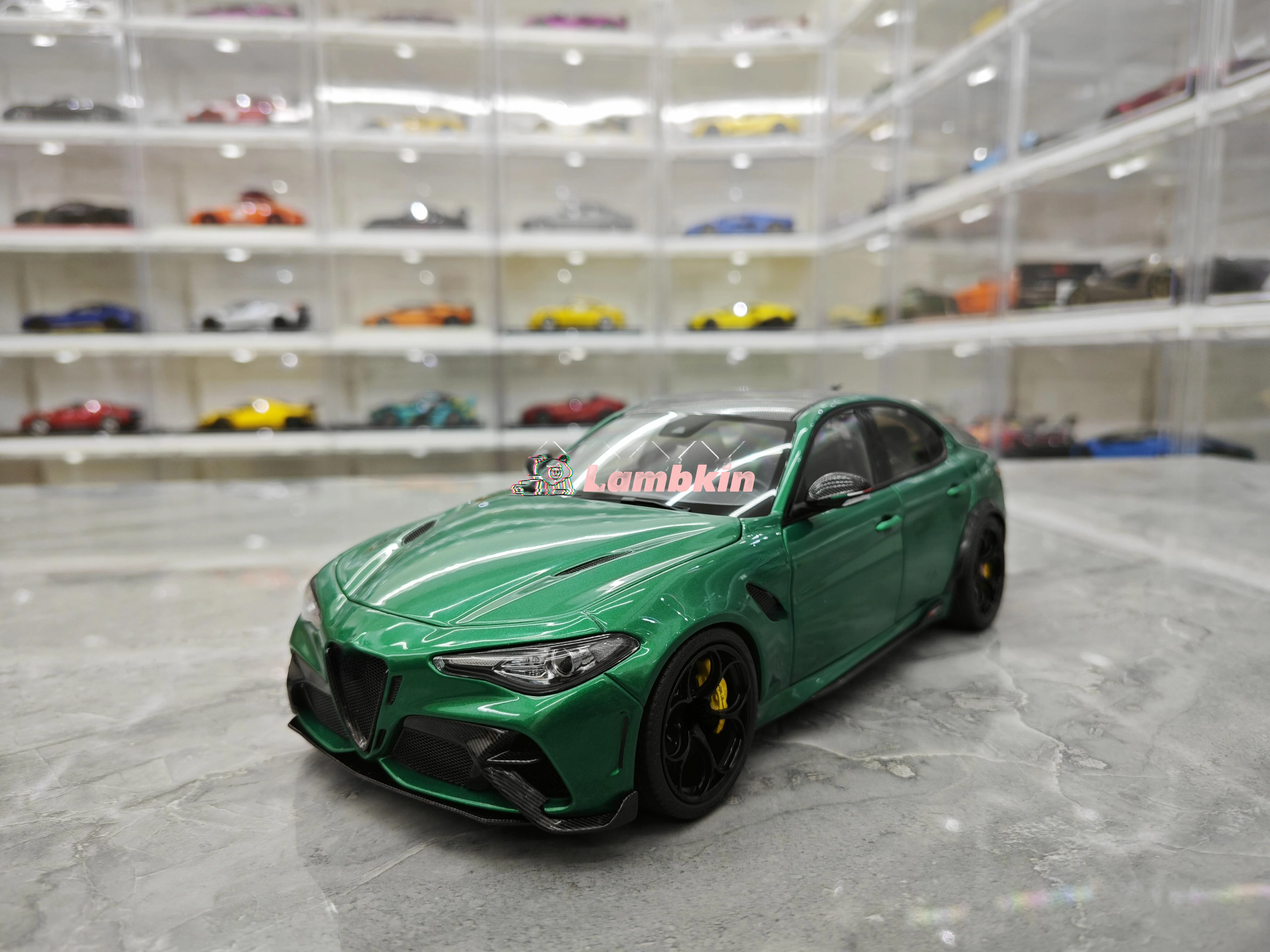 Motorhelix-Alfa giulia gta車モデル,エンジンシミュレーション,収集可能なギフト,家の装飾,おもちゃなし,1,18