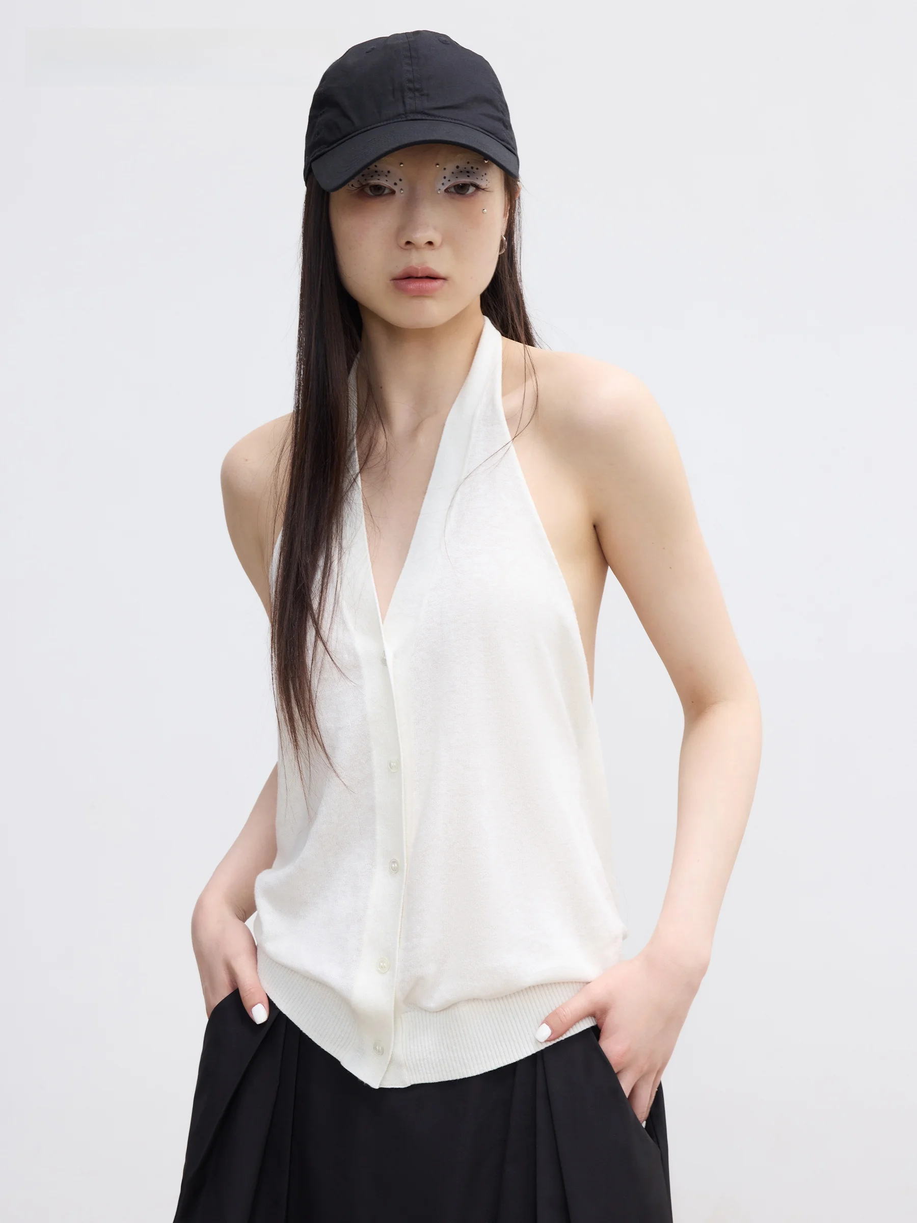 

VERMO Adjustable Skin Exposure Lightweight Wrap Knitted Lin Cotton Neck Hanging Belt V-Neck Vest Women's Summer Short Style