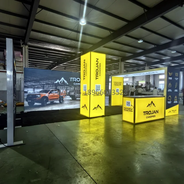 Cabine de exposição de carro de alumínio, tecido de tensão de 3x6 10x20 pés, design com tipo arco, expositor de caixa de luz, equipamento de show de comércio