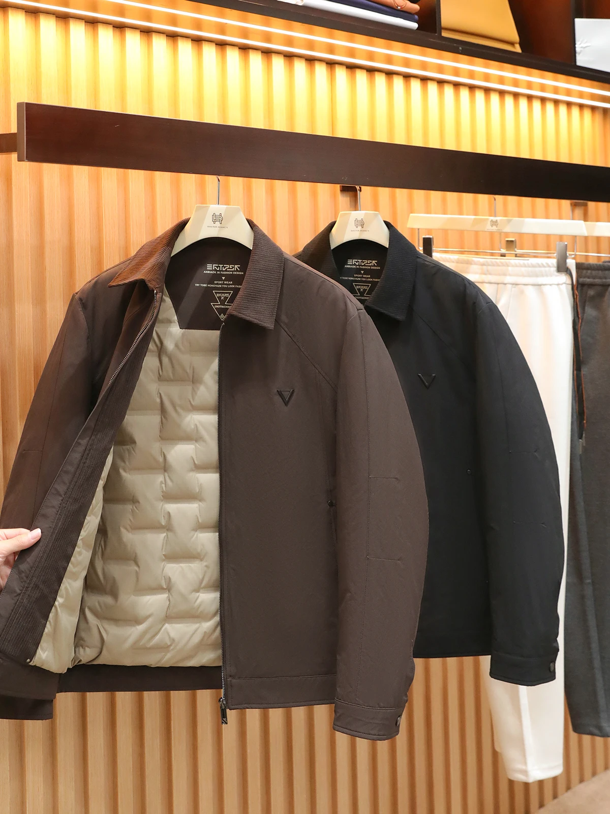 

Lightweight Faionable Men's down Jaet Collared Coats Warmth Daily Wear Du down Filled Regular Fit Zipper Closure