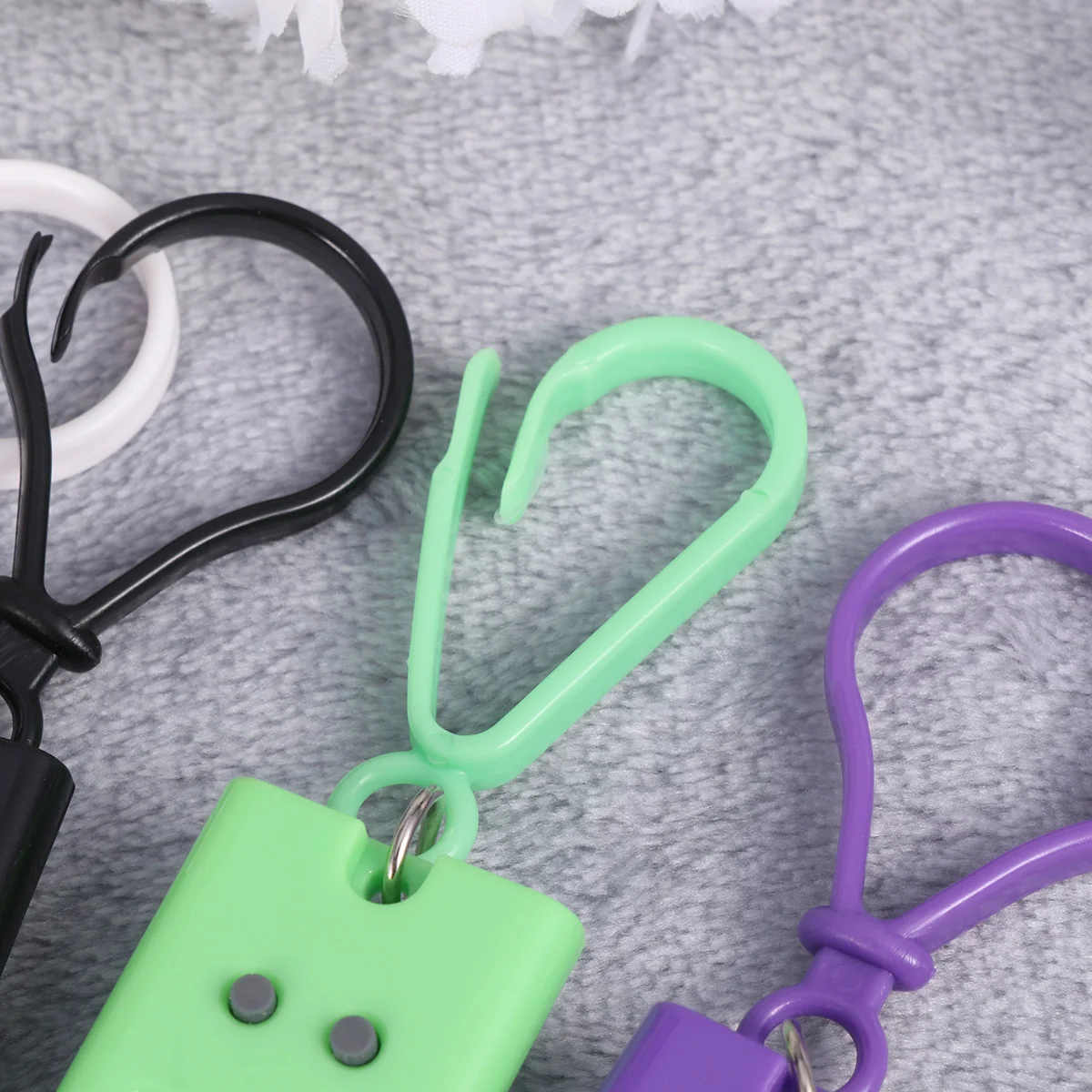 5pcs Electronic Watch Key Chain Digital Hanging Kids Pocket Watches for Girls Boys Men Keyring Clip On Belt Backpack