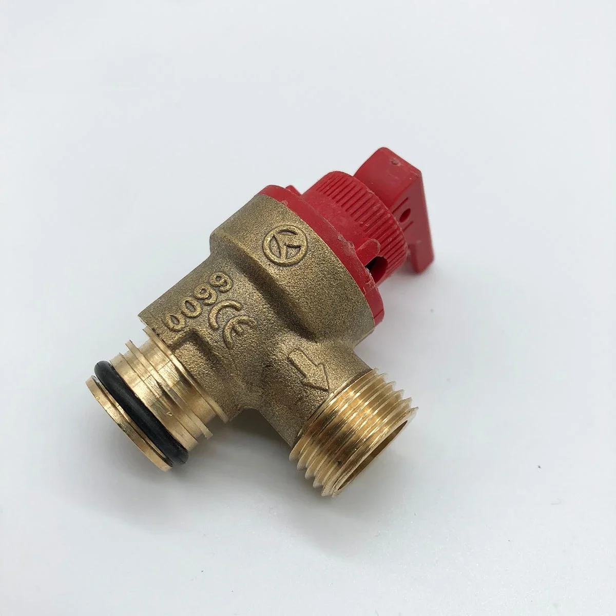 Gas Boiler Spare Parts  Safety Valve Pressure Relief Valve For Vaillant Gas Boilers Replace