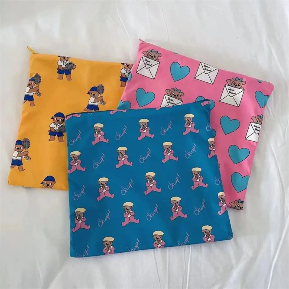 Cute Kawaii Makeup Bag Large Capacity Bear Pattern Cosmetic Pouch Portable Cartoon Storage Bag
