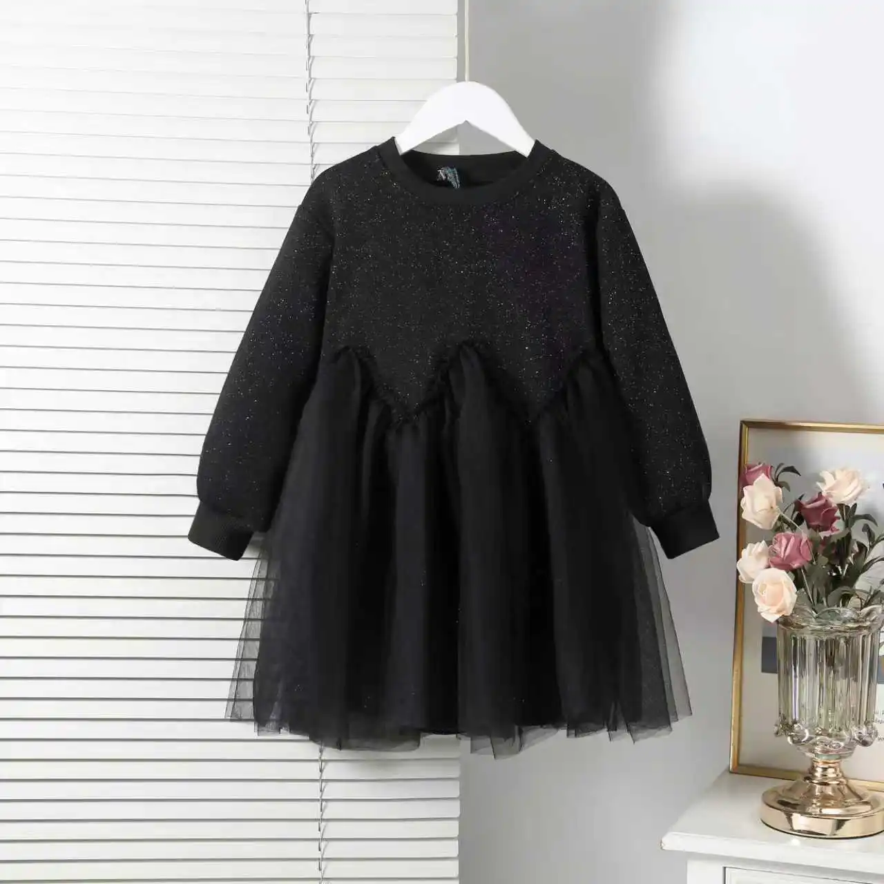 

Весенне-осенний комплект для девочки: серебристо-черная толстовка и юбка из фатина, милый наряд для малышей