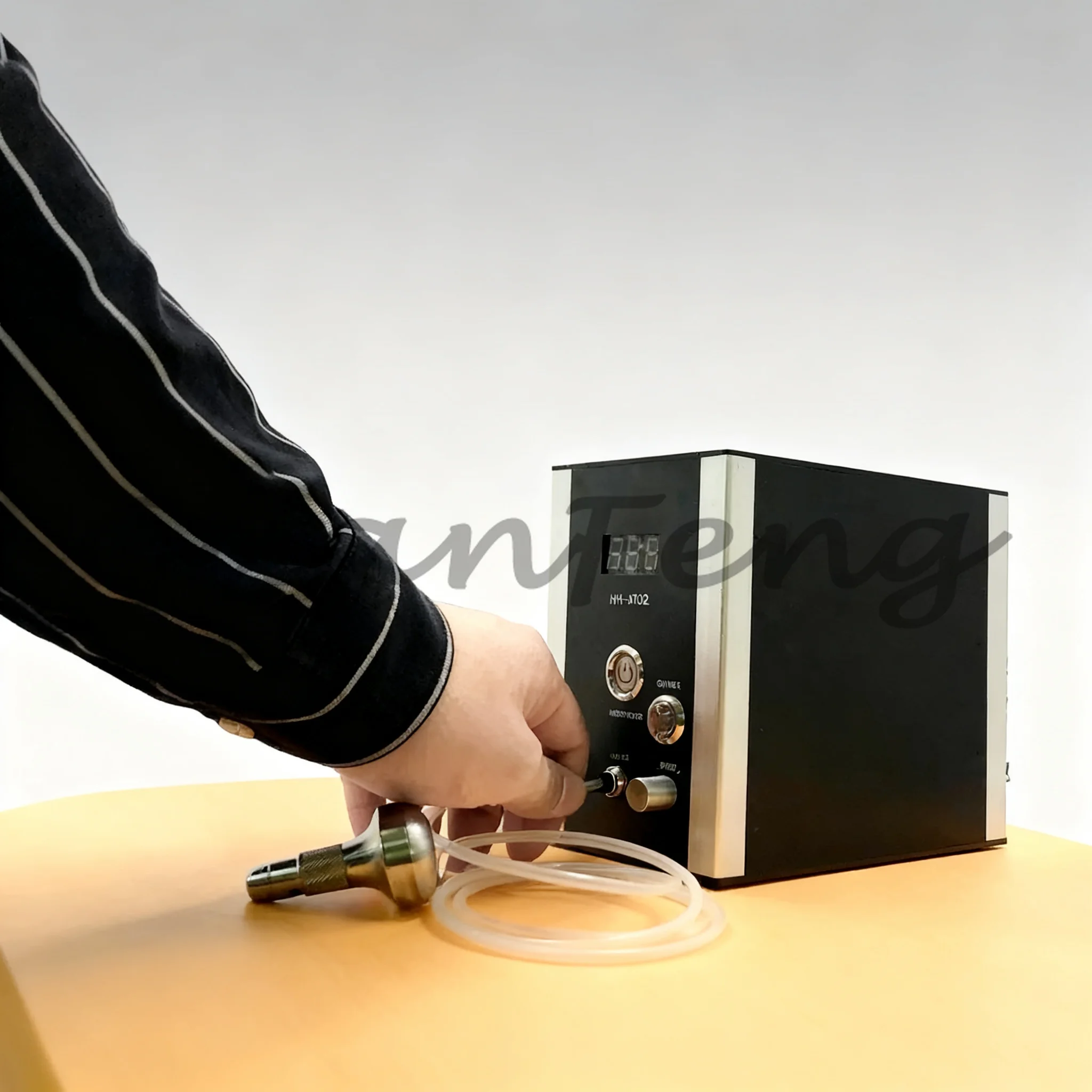 AT03 Art Engraving Machine High Speed Graver Grinding Machine No Air Compressor Required