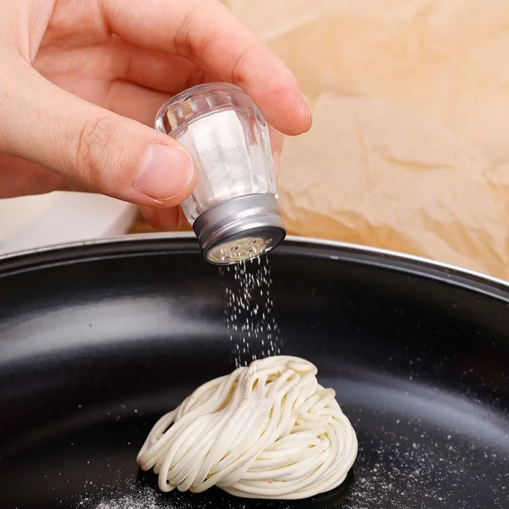 10/15ML New Mini Seasoning Bottle with Lid Storage Container Salt Jar Transparent Glass Kitchen Cooking Tool Spice Jars Outdoor