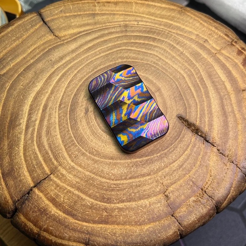 落ち着きのないEDC新製品XP無制限ファンシー磁気メカニカルメタルフィンガーチッププッシュカード減圧デスクトップトイ