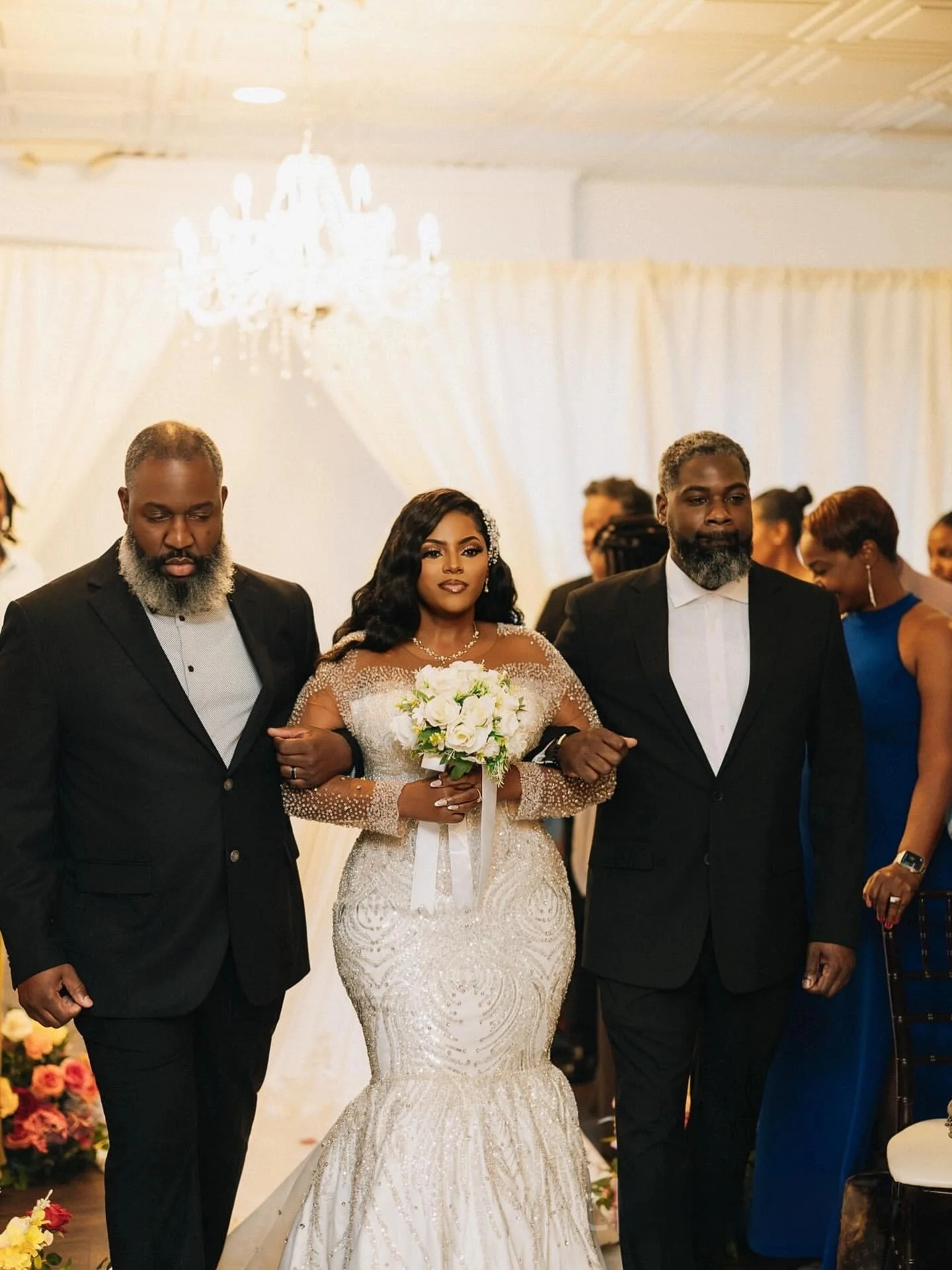 Customized Sparkly Heavy Bead Sequins Mermaid Luxury Wedding Dress Vestidos De Novia Long Sleeve Aso Ebi Plus Size  Bridal Gown