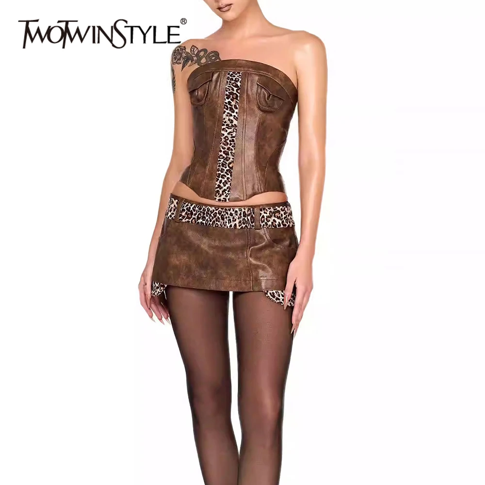 

TWOTWINSTYLE Hit Color Two Piece Set for Women Strapless Sleeveless Spliced Printing Top High Waist Skirts Female Fashion New