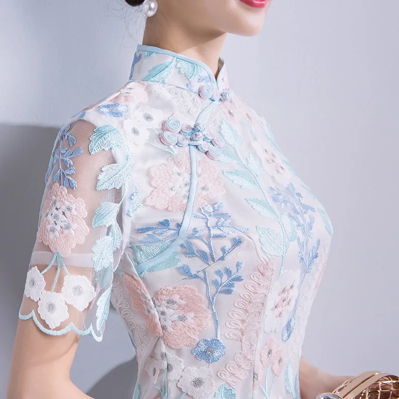 2023 Women Lace Short Cheongsam A-line Dress Embroidery Vintage Wedding Formal Dress Show Costumes Traditional Qipao XS To 3XL