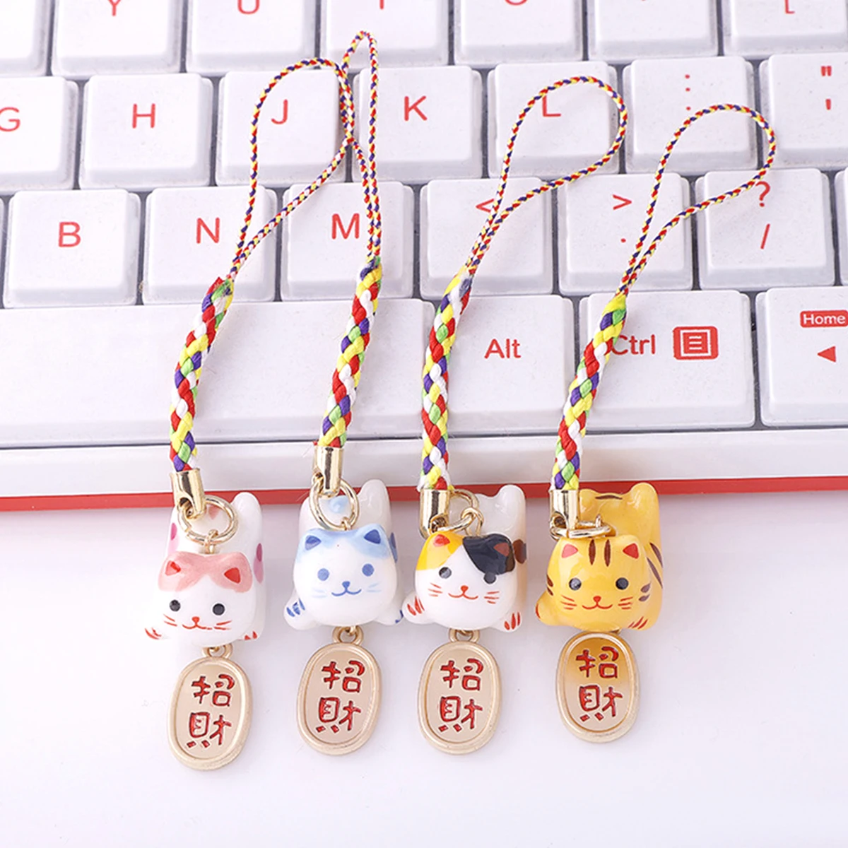 15X21Mm Verticale Gat Lucky Cat Dier Anime Keramische Kralen Voor Sieraden Maken Diy Armbanden Oorbellen Ketting Porseleinen Kraal