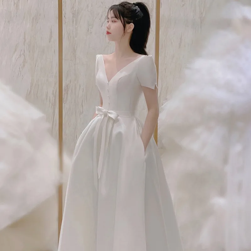 robe-de-soiree-blanche-en-satin-robe-d'anniversaire-de-fiancailles-de-style-francais-pour-l'examen-d'art-des-etudiants-nouvelle-collection-2025