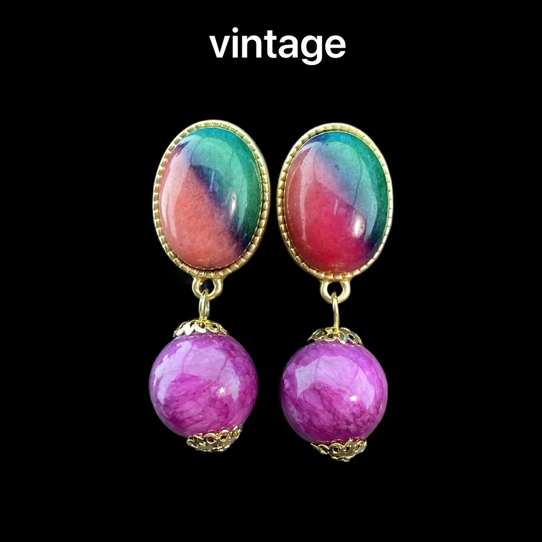 The new 2023 vintage in middle ages is pure and fresh and sweet fashion minus age small jade inlay sweep shoulder stud earrings