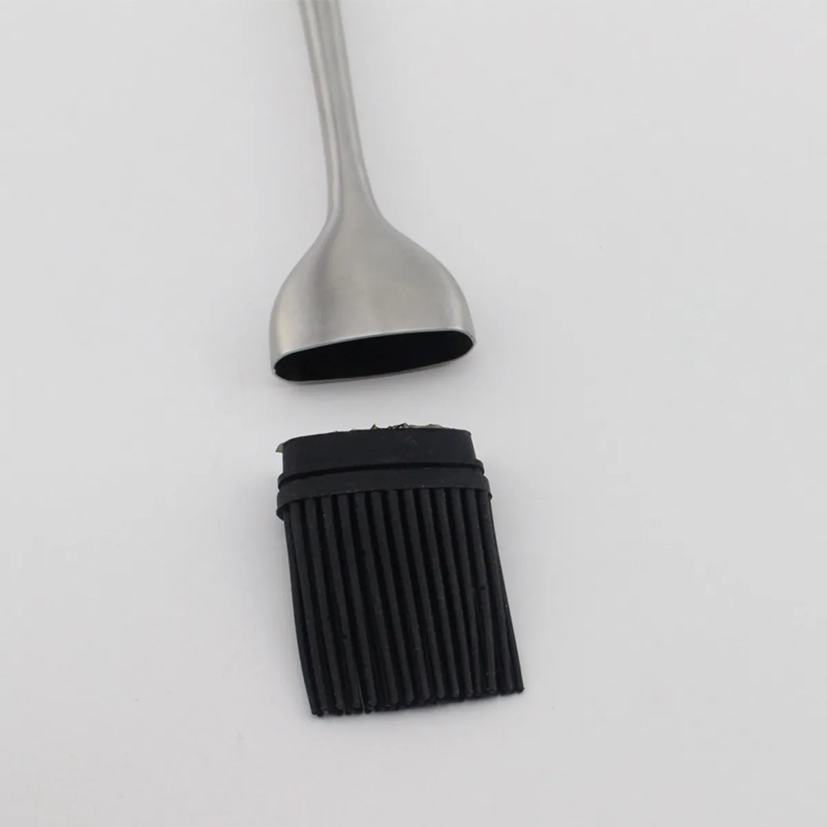 2Pcs Heat-Resistant Silicone BBQ Brush with Stainless Steel Handle for Grilling, Baking, Sauces – 20cm & 30cm