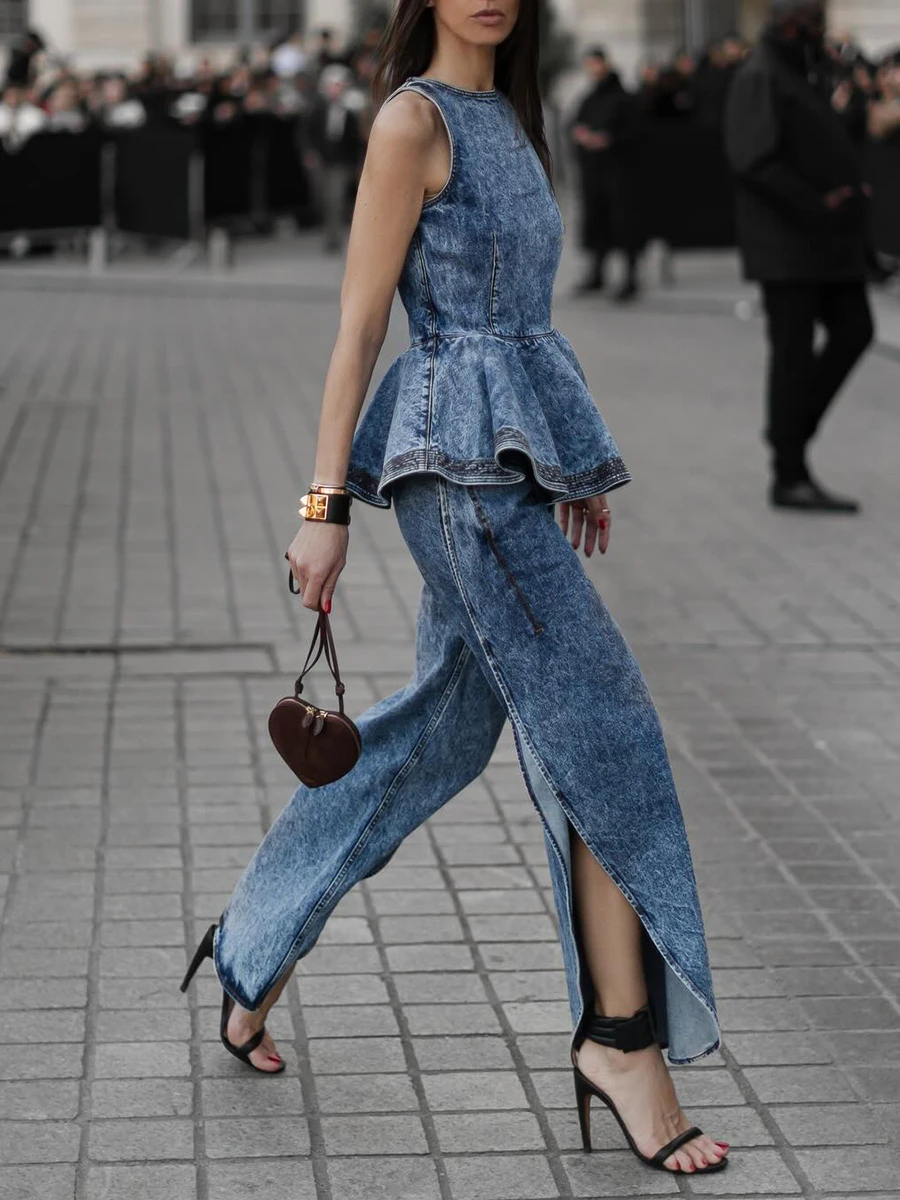 TWOTWINSTYLE Spliced Folds Denim Two Piece Sets for Women O Neck Sleeveless Chic Top High Waist Split Pant Casual Set Female New