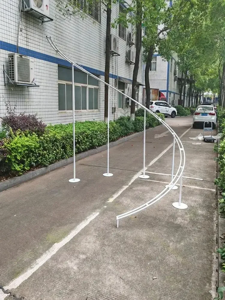 8,2 x 9,9 Fuß Hochzeitsbogen-Hintergrundständer Luxuriöser Drehrahmen für Outdoor-Party- und Eventdekoration – Detail 1