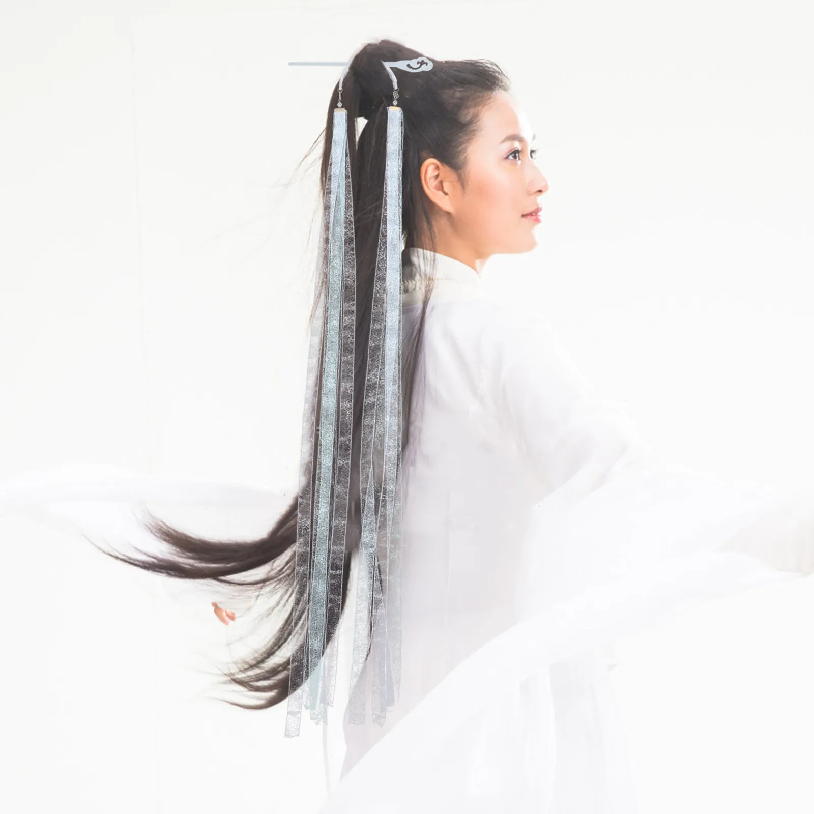Élégant ensemble de pinces à cheveux chinoises anciennes blanches - Accessoires de coiffure Hanfu avec rubans à pompons blancs pour événements culturels et séances photo