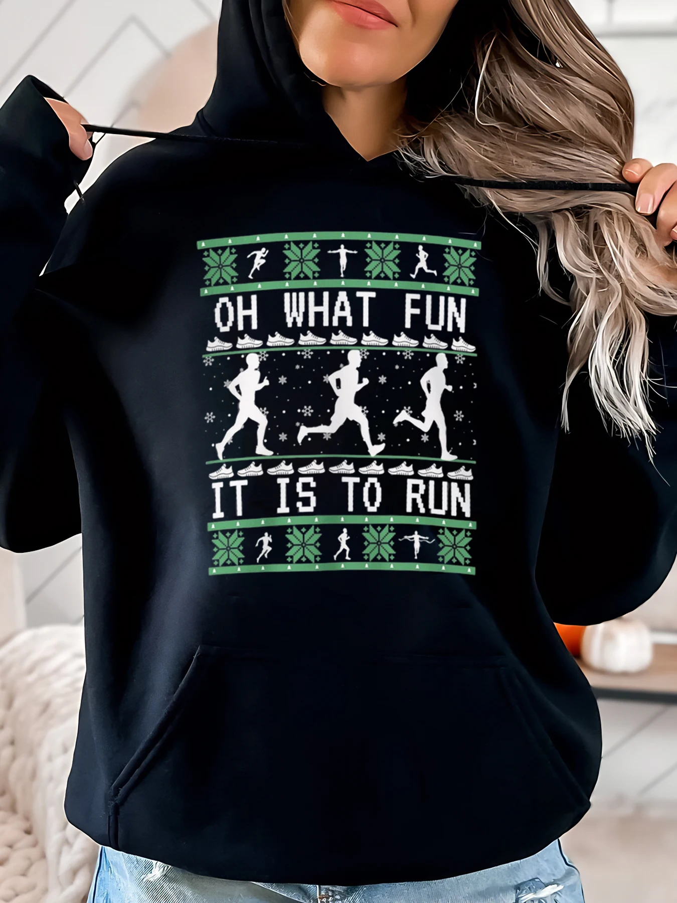 Patrón para correr Oh What Fun It Is to Run Sudadera con capucha navideña Mujer Regalo de vacaciones Ropa de entrenamiento Negro Tallas grandes