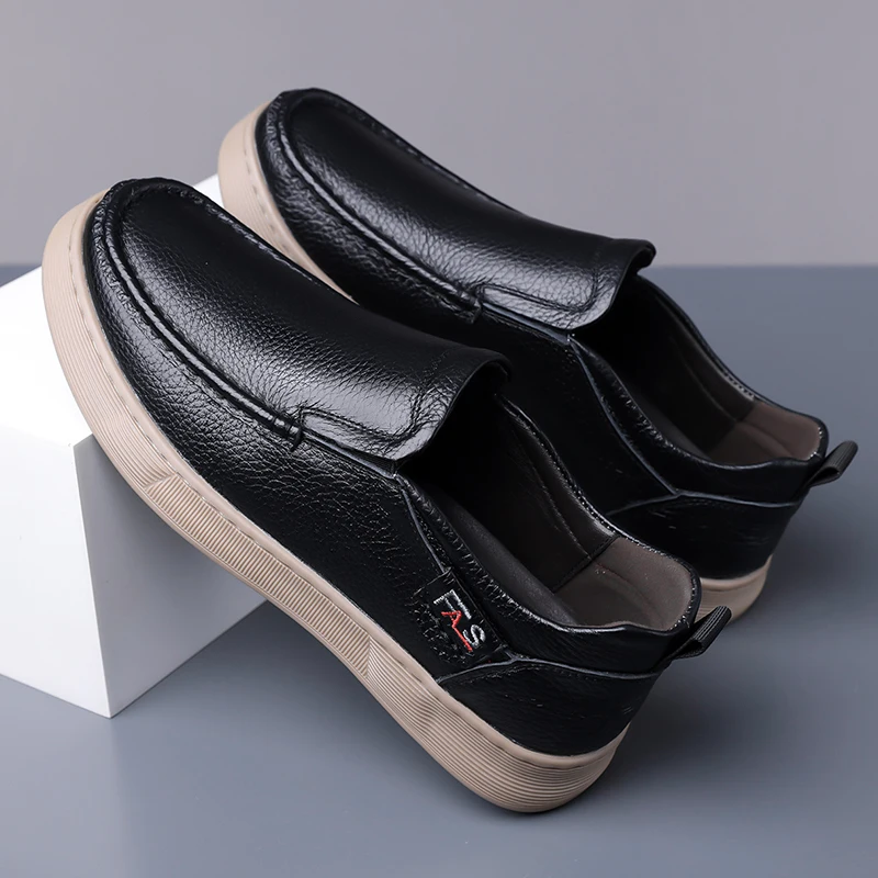Men's Top Layer Cowhide Leather Shoes Spring Summer Casual Men's Shoes Soft Sole Comfortable Genuine Leather Men's Driving Shoes