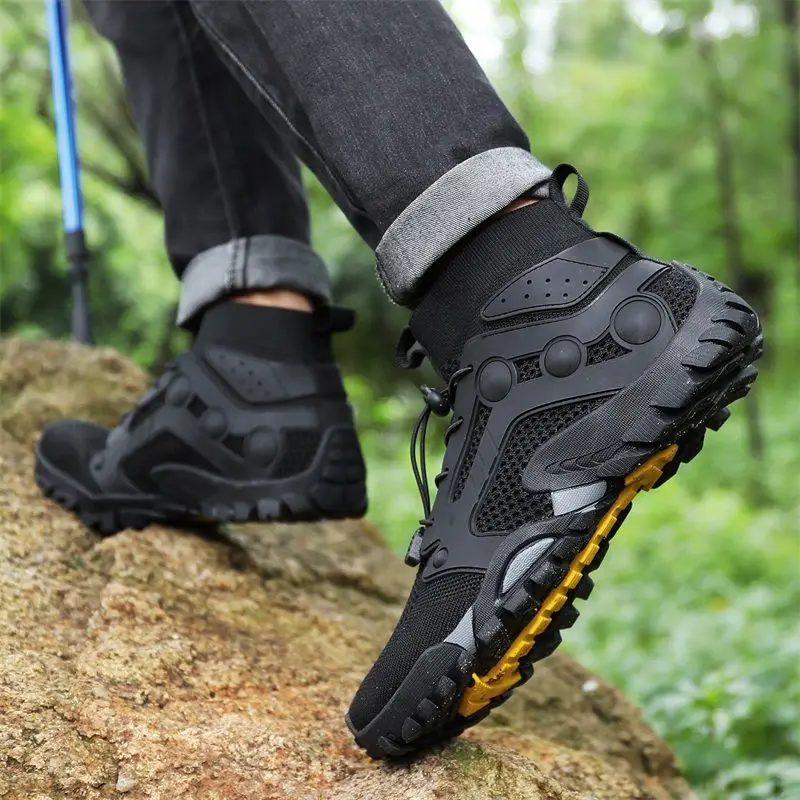 Outdoor leisure hiking shoes, anti slip, waterproof, wear-resistant, breathable off-road shoes, camping hiking shoes for men
