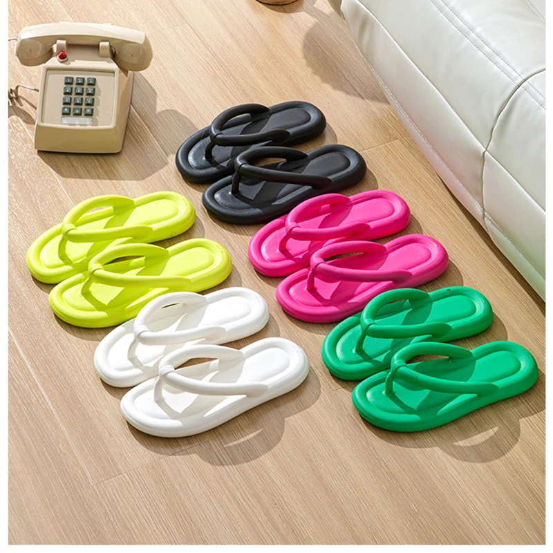 2024 New Summer Candy Colors Flip Flops Beach Soft Sole Women Flat Slippers Men Outdoor Non Slip Flat Slide Sandals Slippers