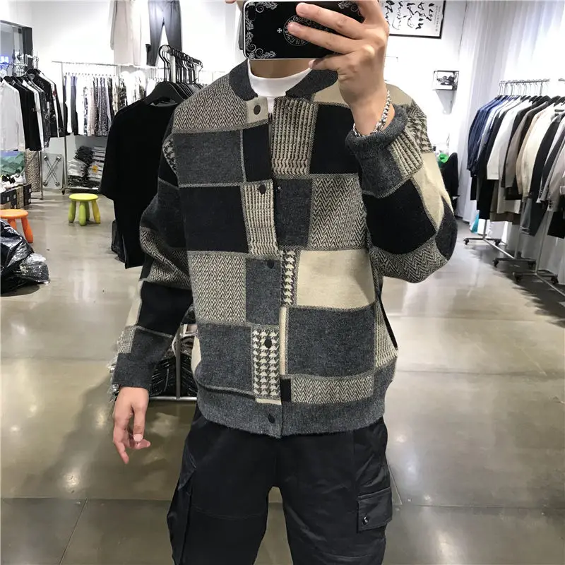 Autumn and Winter New Men's Japanese Trendy Handsome Baseball Collar Checkered Knitted Cardigan Casual Versatile Sweater Coat