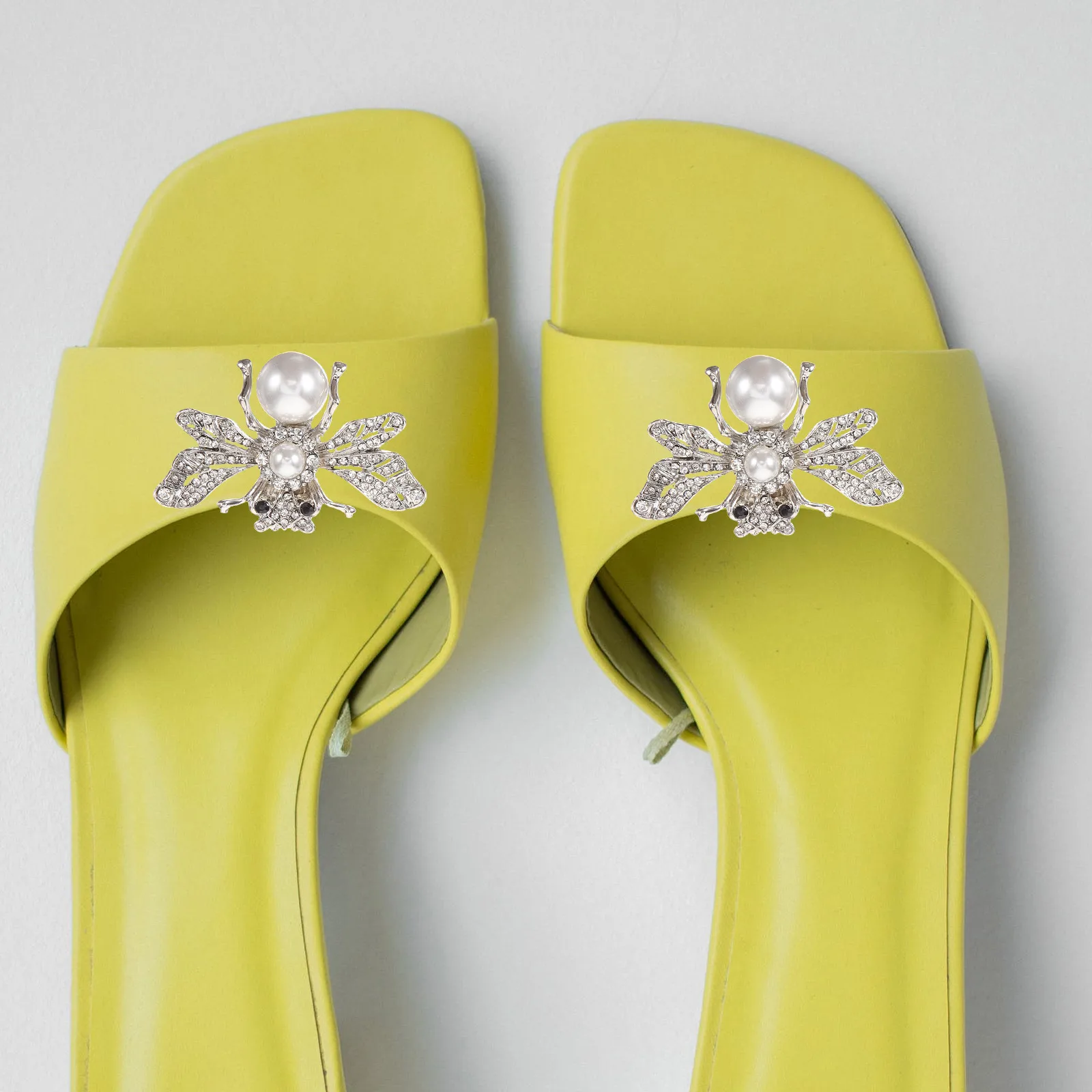 

1 Pair Detachable Shoe Flower Bee Shape Rhinestone Clip On Embellishment Bridal Wedding Decorative Shoe Clips For Pumps Flats