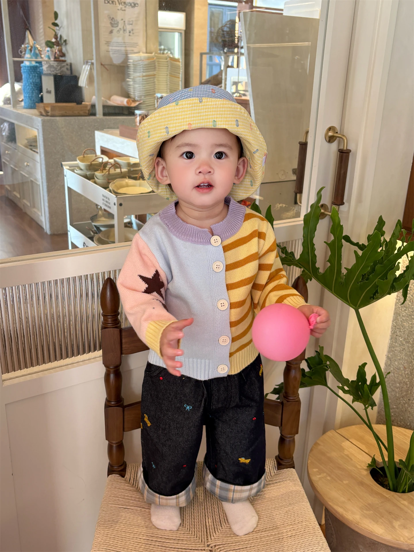 春の新作おしゃれニットカーディガンとカジュアルジーンズのツーピースセット、男の子用、快適なコットンと伸縮性のある繊維を使用