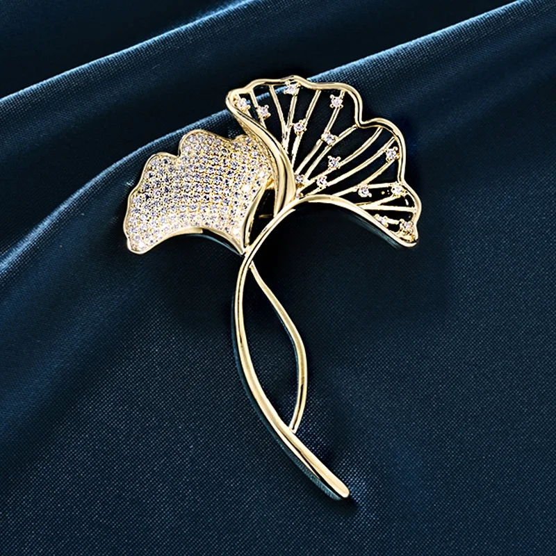 Leaf Brooches For Women Wedding Party Flower Brooches Pin Fashion Bijouterie Broche Femme Bijoux De Luxe Retro Elegant Ginkgo