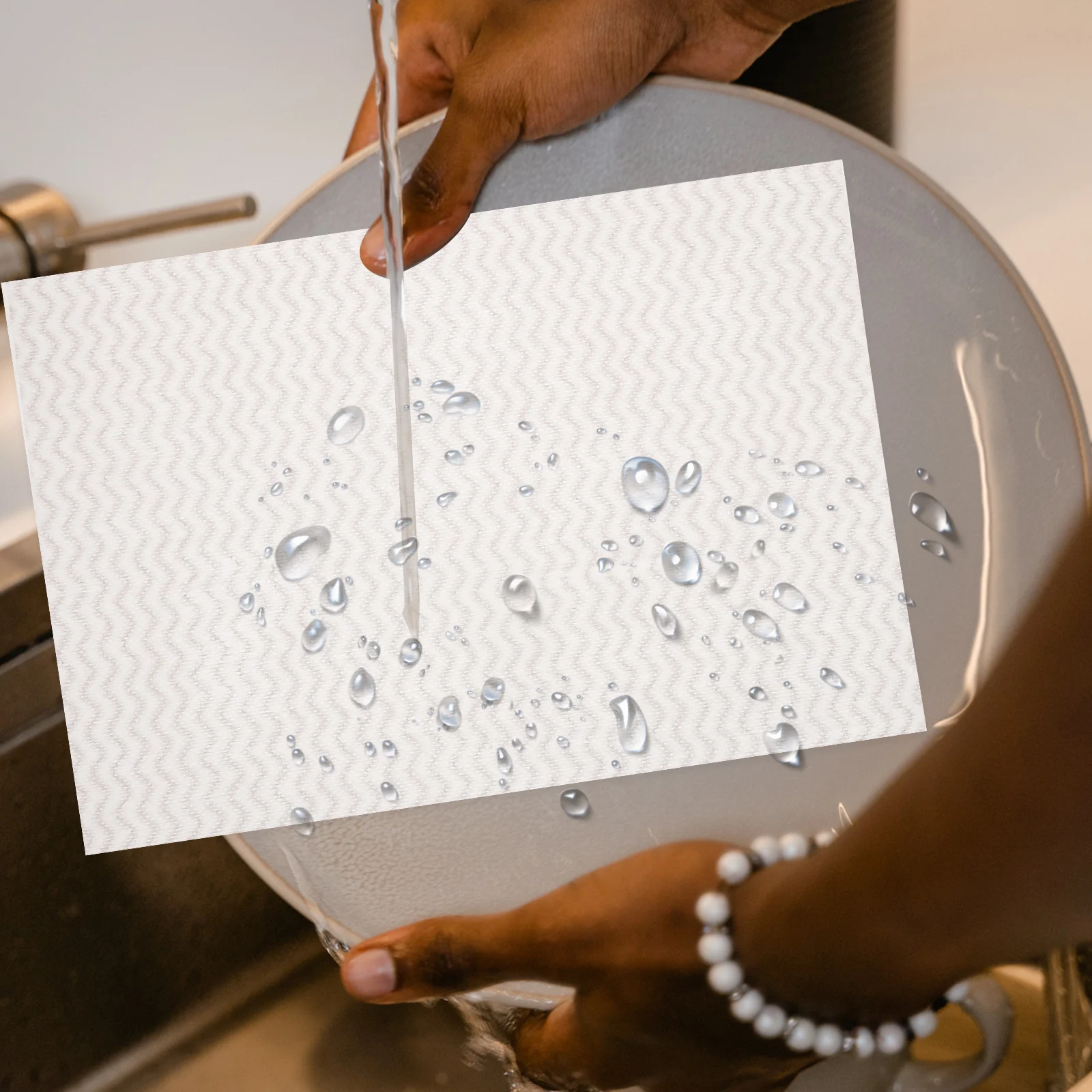 

50Pcs Nonwoven Kitchen Disposable Wipes Multipurpose Cleaning Cloth for Kitchen Utensils Floor Car Glass Wipe Cloth
