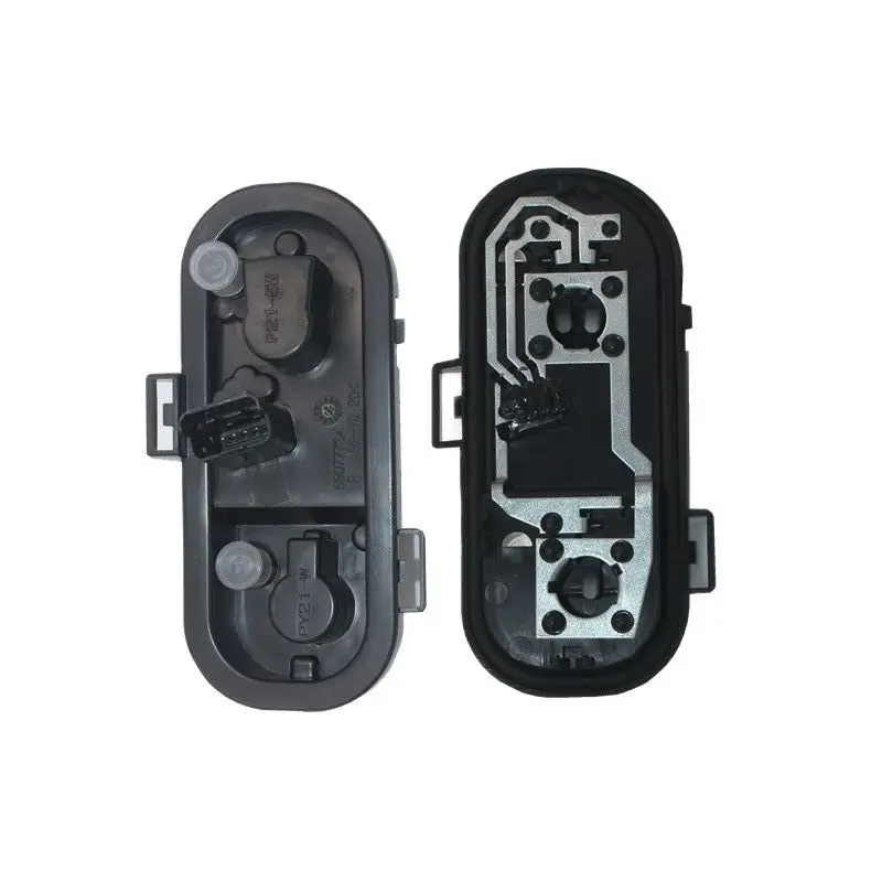 

For Nissan Qashqai 2008-2012 Rear Tail Light bulb holder talight brake light stop Lamp bulb hole Bulb Socket