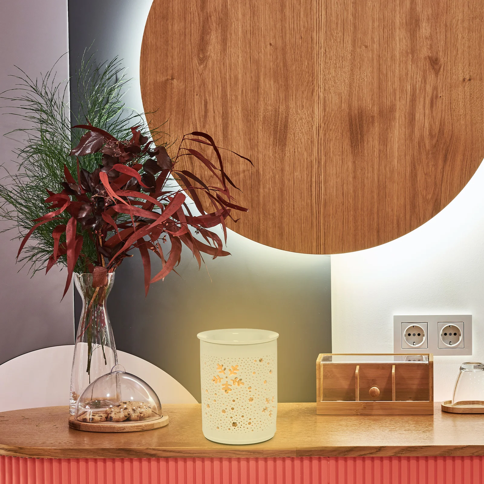 

Round Pattern Electric Aroma Lamp Eu Plug Hollow Design Night Light for Aromatherapy Air Freshener Decorative Fragrance Burner