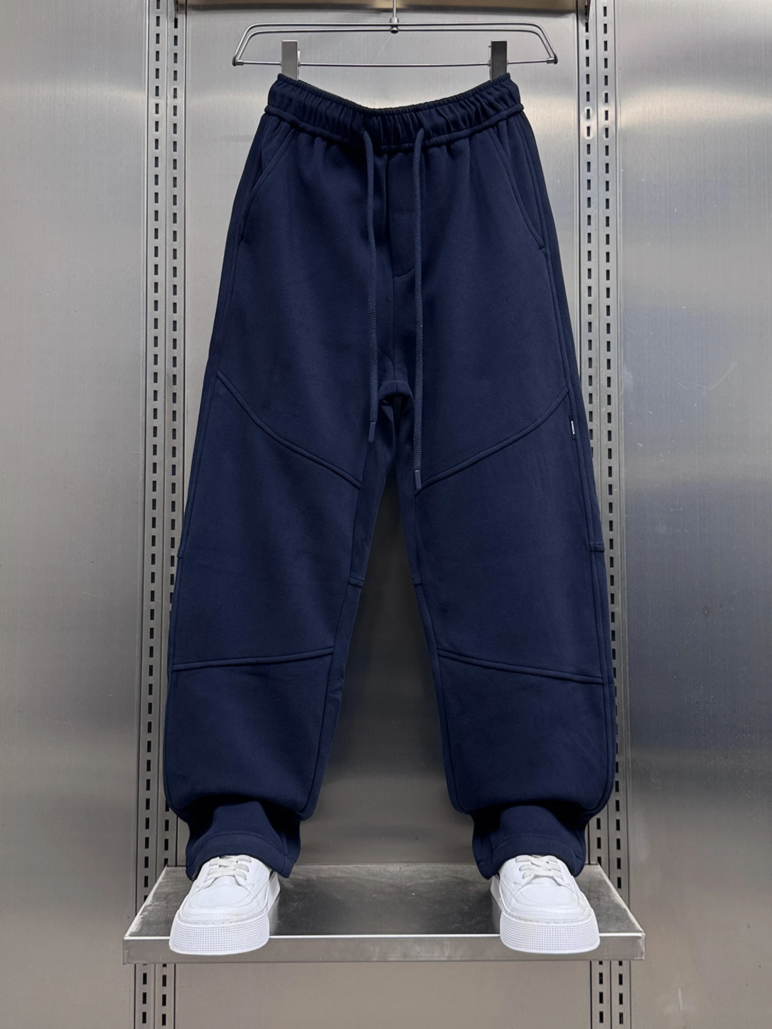 

Мужские осенне-зимние спортивные брюки с широкими штанинами, прямые, повседневные, свободные, с эластичным поясом, в стиле High Street, крутые, стильные, спортивные штаны