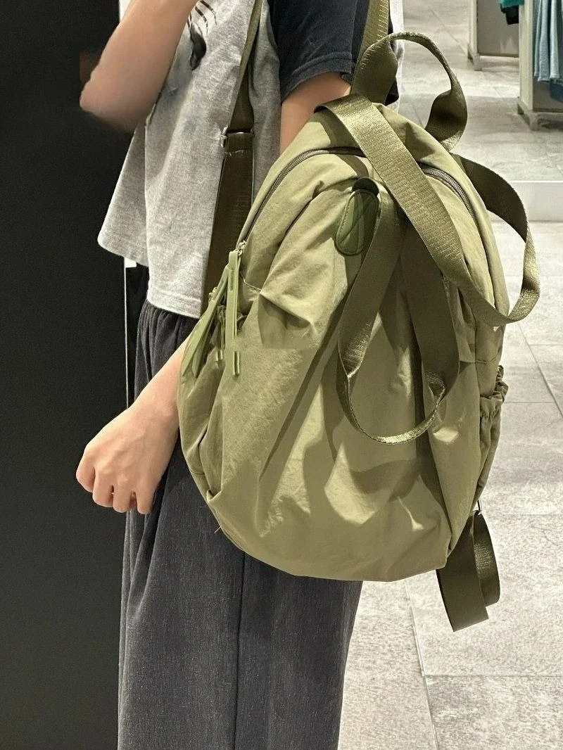 

Casual Large Capacity Shoulder Bag Versatile Travel Backpacks