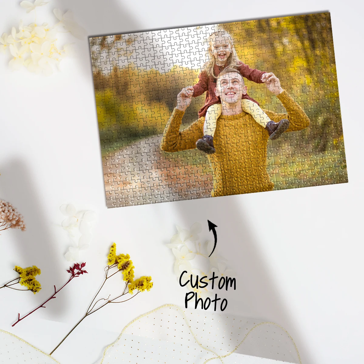 الأب والابن المبتكر يفرحون. صورة مخصصة اللغز شخصية الضغط الألغاز الألغاز المخصصة في الصور