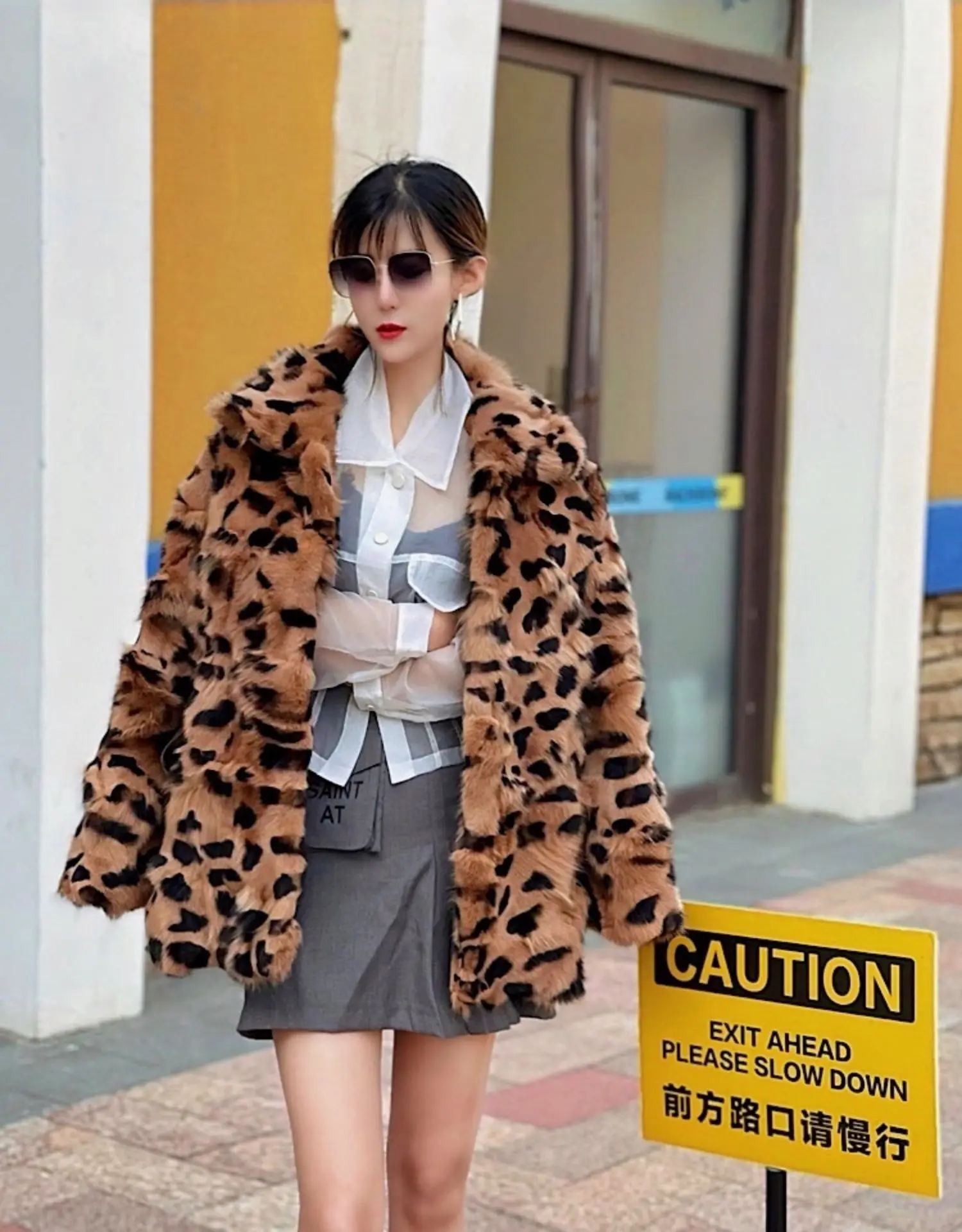 2023 Hot Sales New Women Autumn Winter Fox Fur Leopard Coats Slim Warm Fur Jackets Female High Quality Natural 100% Fox Fur Coat