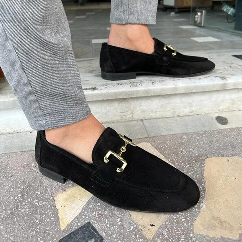 Loafers of Men Black Metal Decoration Breathable Slip-On Men Dress Shoes Size 38-46 Men Shoes Sapatos Formais Masculinos