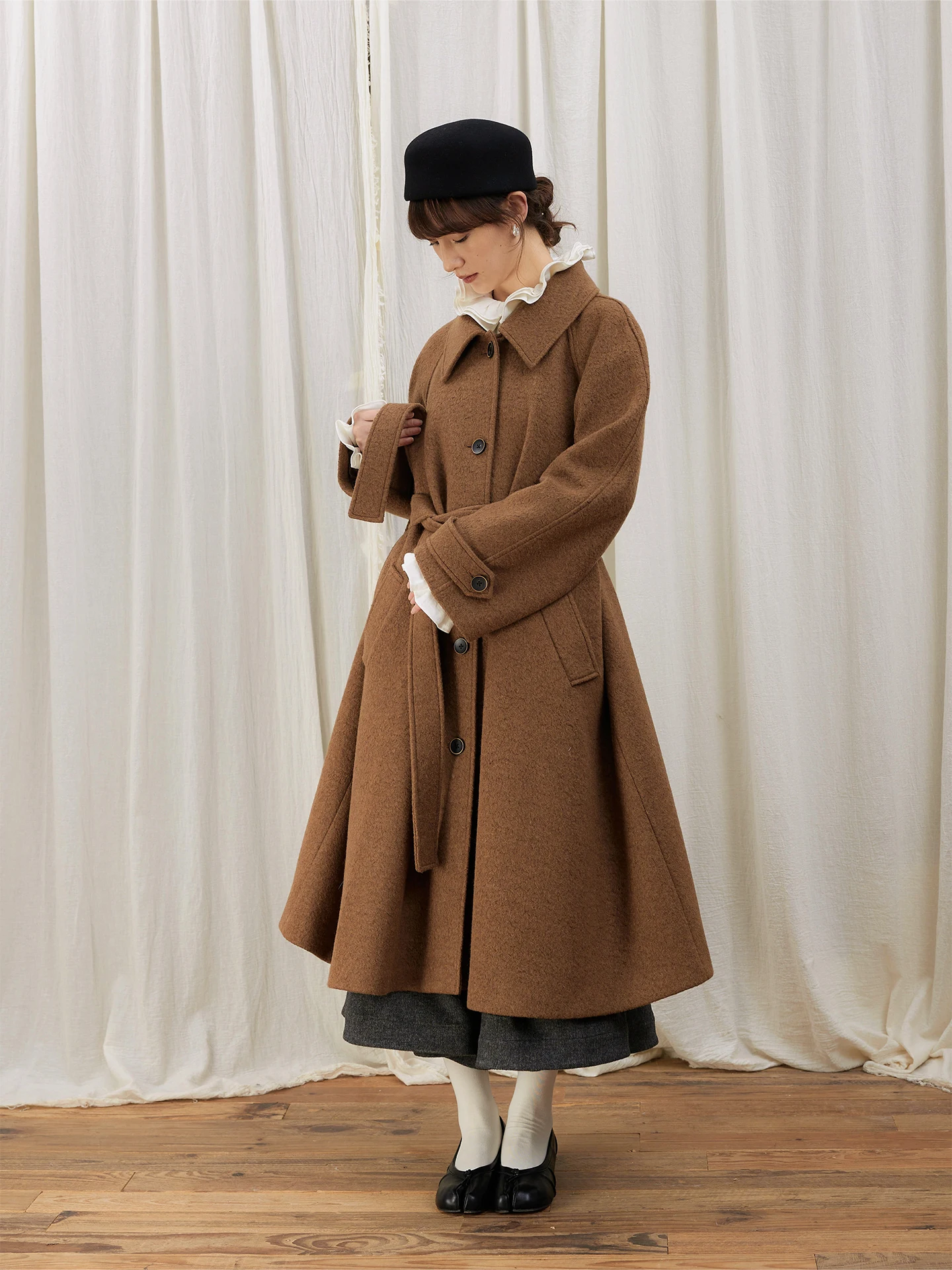 

Jevotique French Sle Woolen Coat with oulder Insertion And Large Hem in Caramel Color Loose Fit Long Sve Women's Jaet