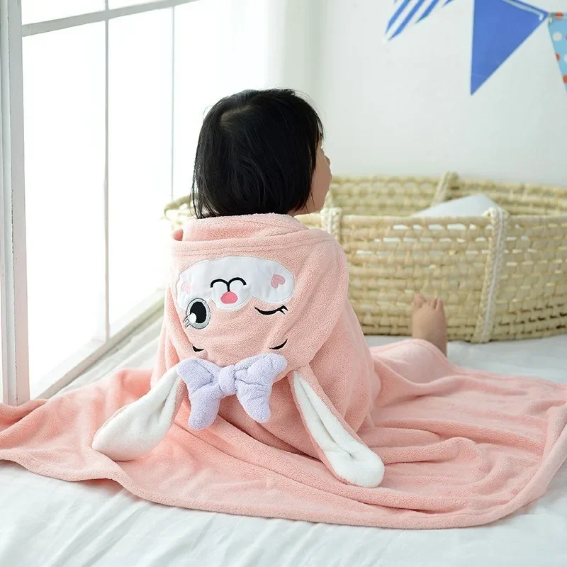 Банное полотенце с капюшоном и мультяшным животным - детский коралловый бархатный быстросохнущий детский пляжный плащ, халат и удобное пеленальное одеяло