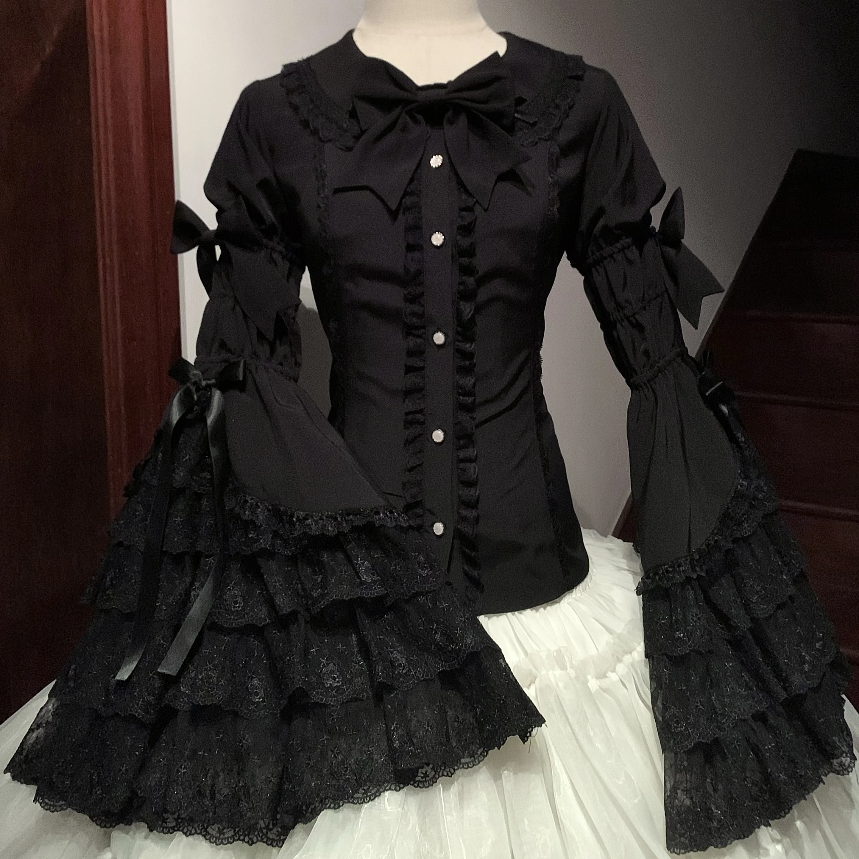 قمصان طويلة الأكمام للربيع والخريف بأكمام طويلة بلون سادة مع ياقة دمية النعناع وبلوزة واحدة الصدر للنساء