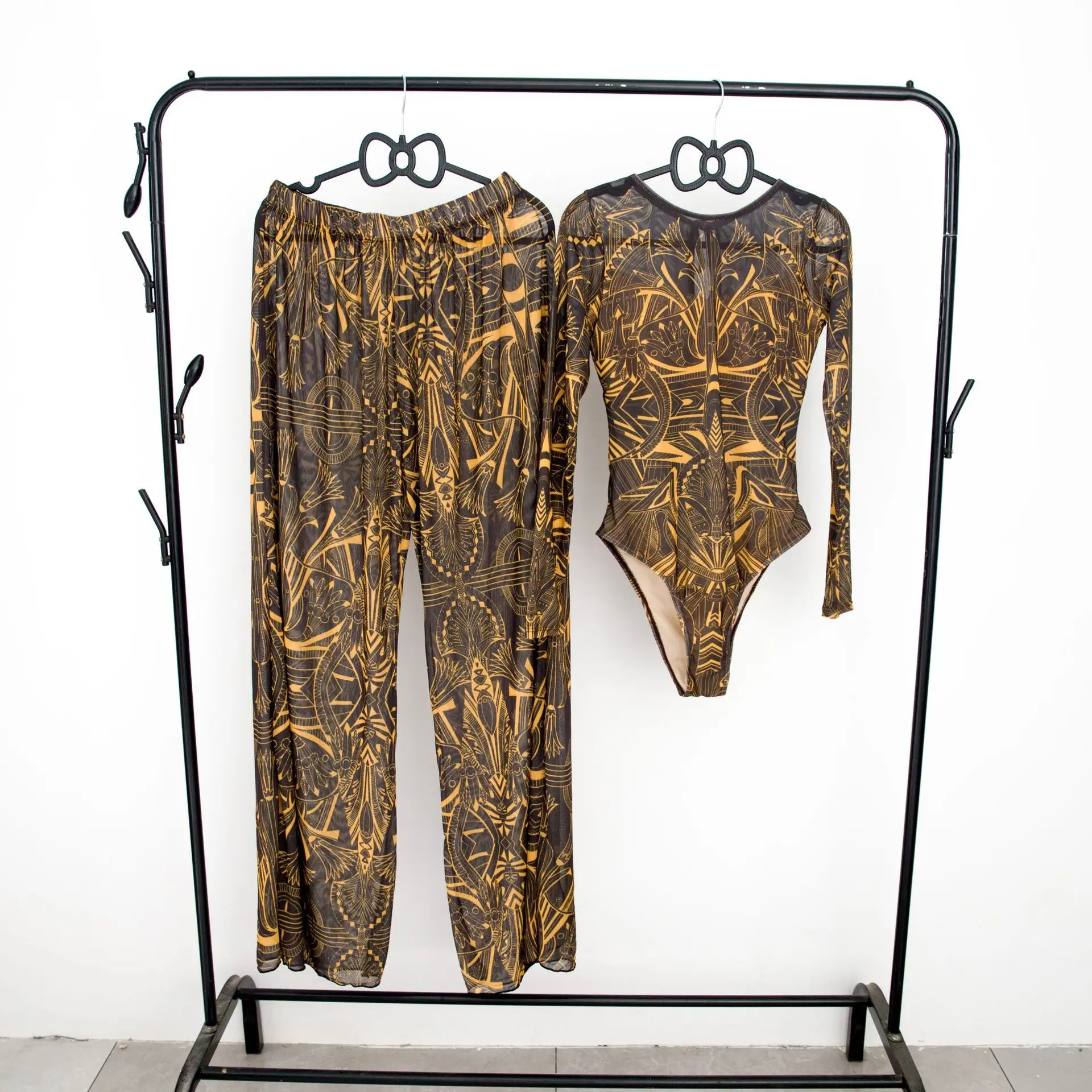

Women's 2025 Printed One-Piece Swimsuit Two-Piece Set Russian Style with Long Pants Beach Sunscreen Suit Купальник