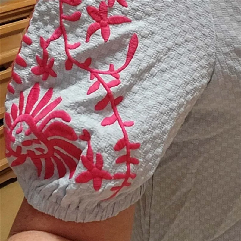 

ABRT-Women Floral Embroidered Textured Tops Crewneck Puff Short Sleeve Casual Loose Solid Embroidery Blouses Shirts