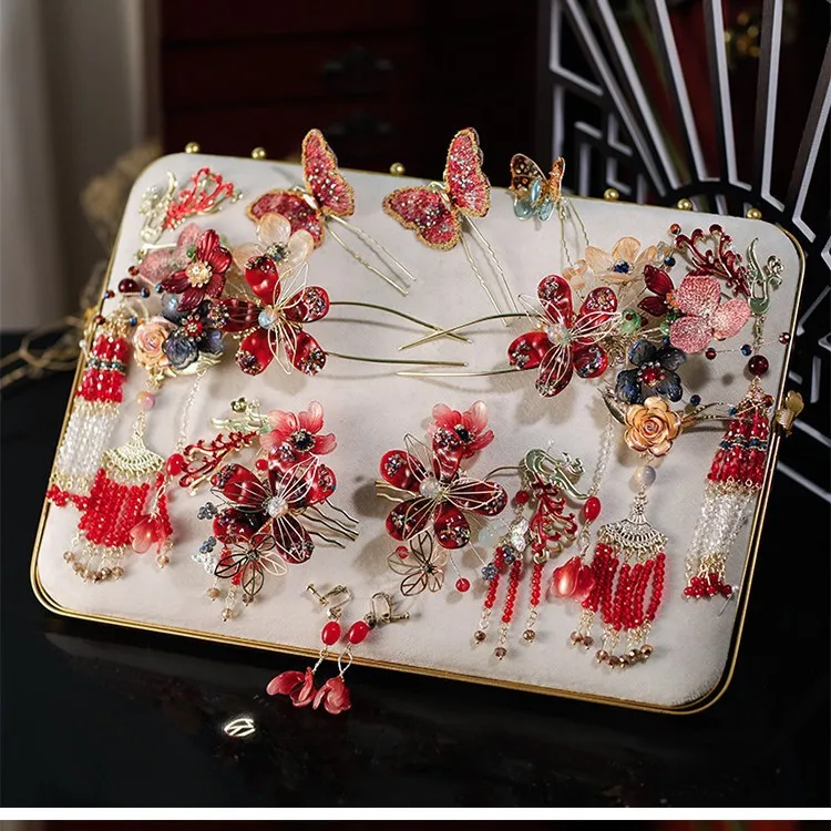 الأحمر Xiuhe غطاء الرأس 2025 جديد عالي الجودة أنيق الحد من العمر الزفاف الصيني Hanfu وثوب الزفاف إكسسوارات الشعر